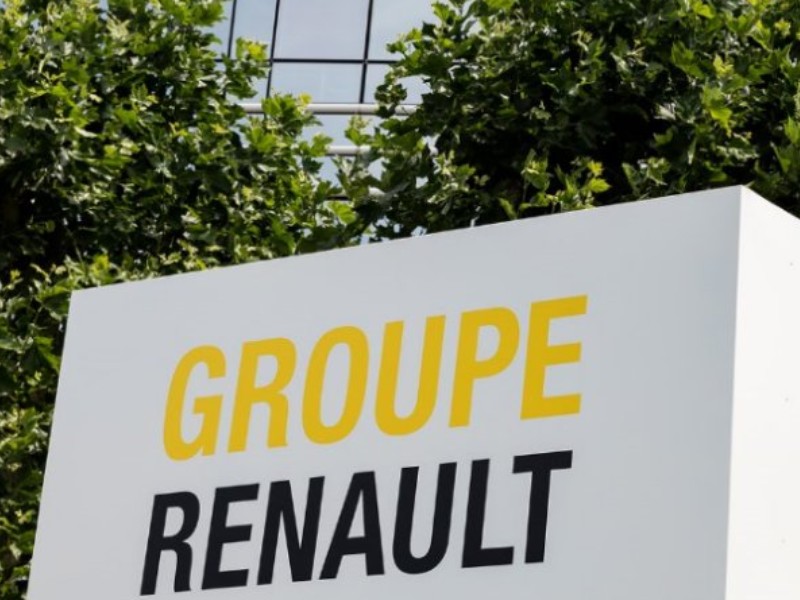 O spojení Renaultu s Nissanem se nejedná
